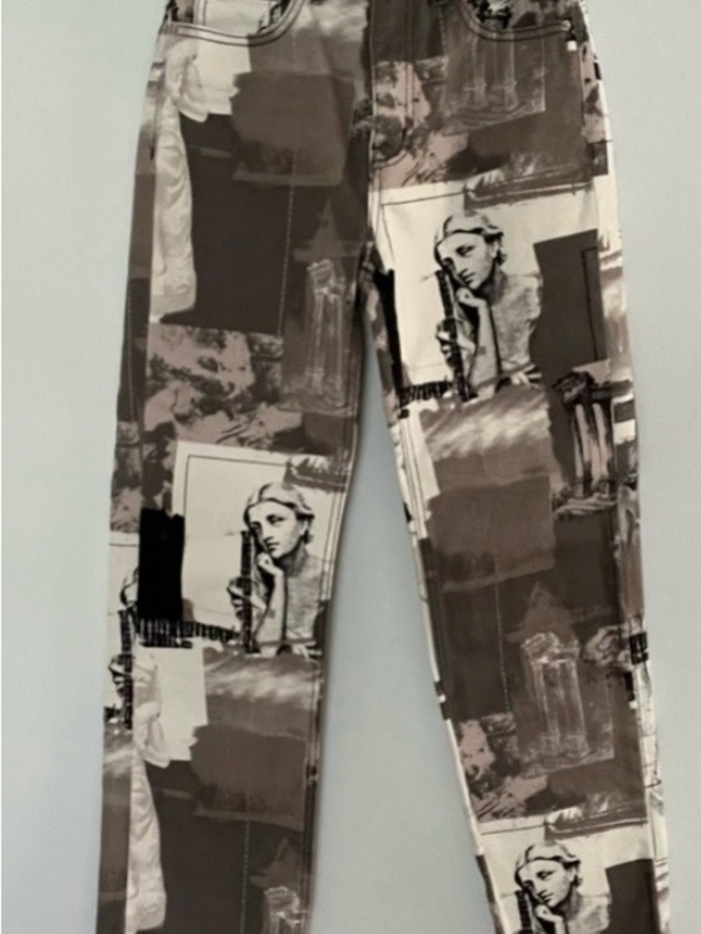 Urban Outfitters BDG Renaissance Print Cowboy Jeans- 26